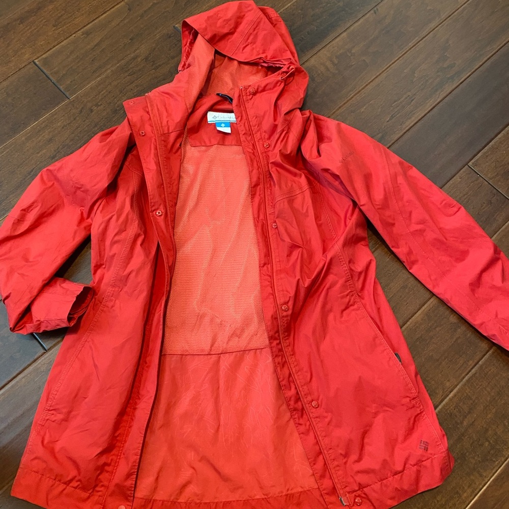 Columbia rain jacket